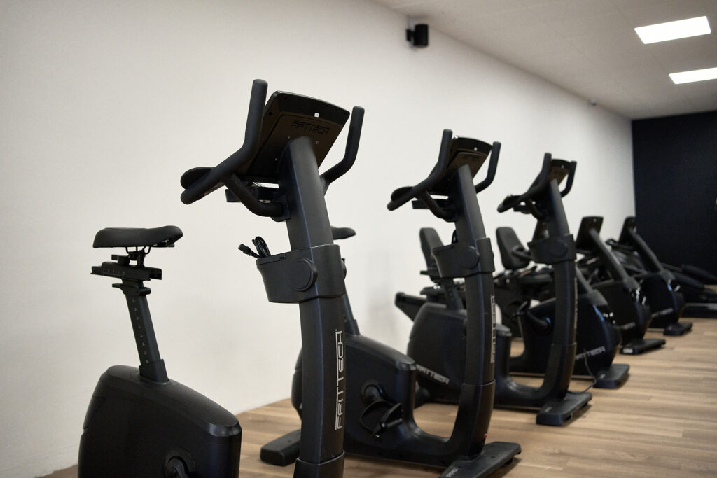 FFITTECH-Ergometer im Cardiobereich des Fitnessstudios in Nassau
